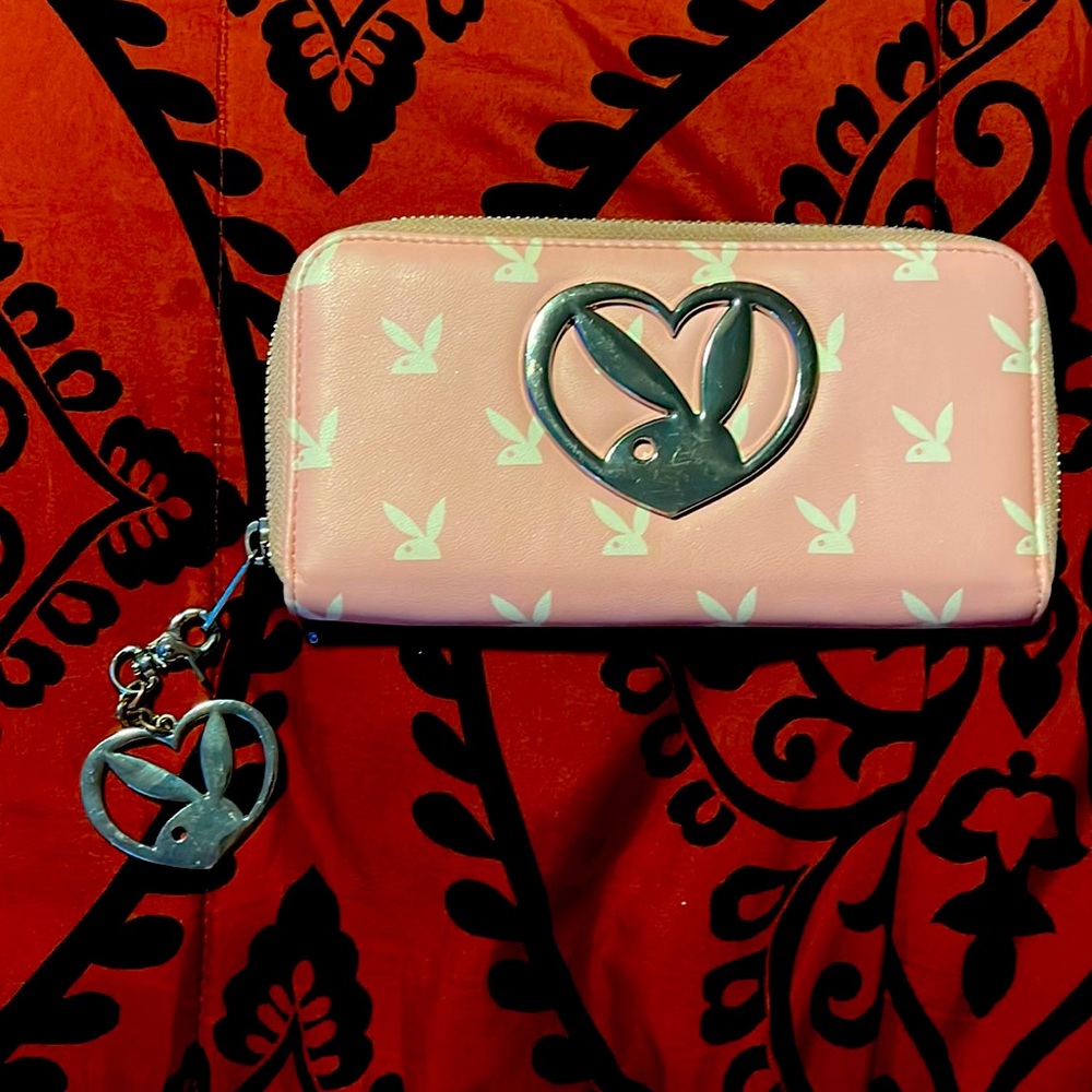 Pink playboy wallet !❤️